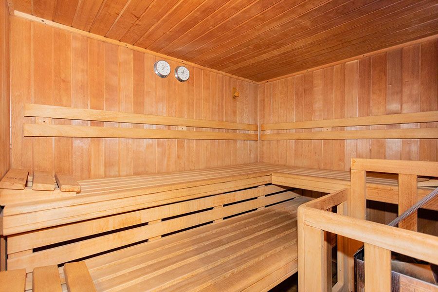Sie planen eine Singlereise nach Kaprun? Ein Urlaub als alleinreisender Single im Ort Kaprun wird Ihnen bestimmt gefallen. Die Gastfreundschaft der Hotels Singlereisen in Kaprun bei zarell.com